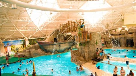 Emerald Casino Water Park - Aquatic Adventure Awaits